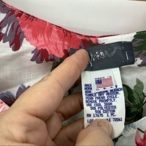 Allison J made in the USA Vintage Cottage core sleeveless floral print dress - Picture 6 of 8